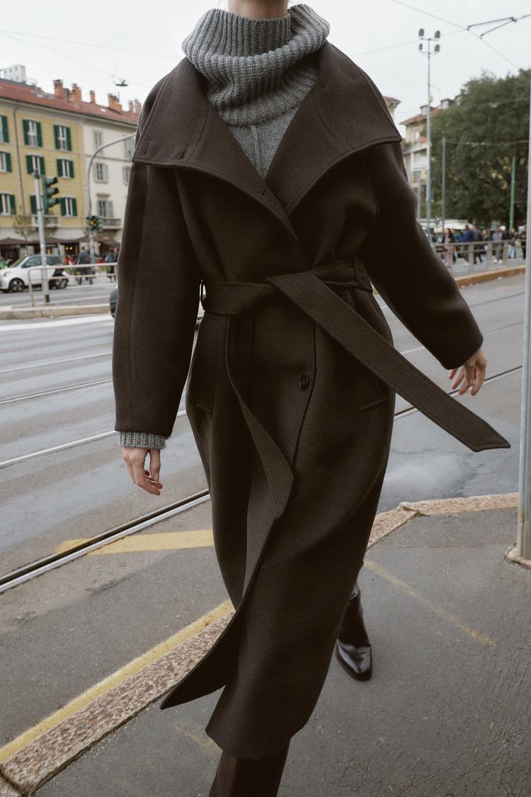 Noire Wool Trenchcoat