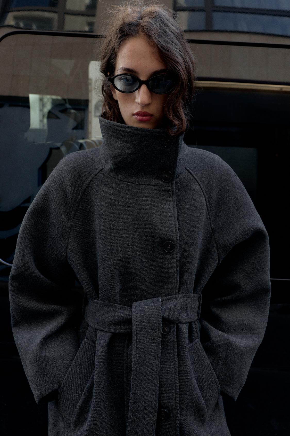 Noire Wool Trenchcoat